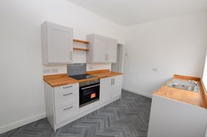 Kitchen- click for photo gallery